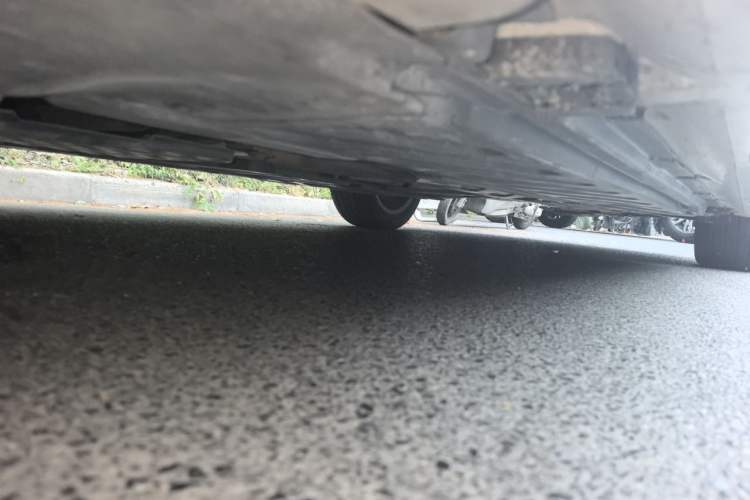 Used Mercedes-Benz C-Class 2015 Revised C 200 L Sport Edition Chassis Front Left