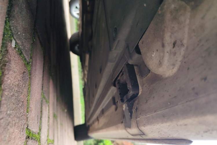 Used Mercedes-Benz C-Class 2015 C 180 L Sport Edition Chassis Front Left