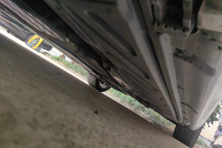Used Mercedes-Benz C-Class 2015 C 200 station wagon Chassis Front Left