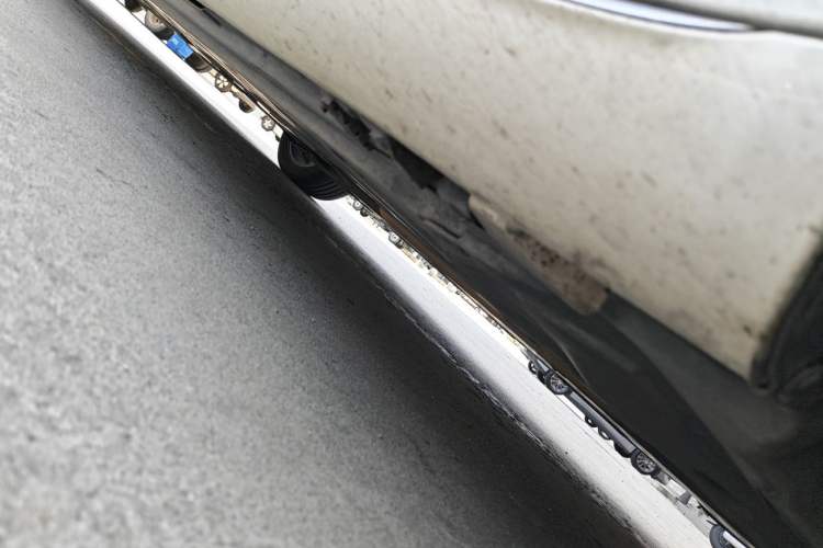 Used Mercedes-Benz C-Class 2015 Facelift C 200 L Chassis Front Right
