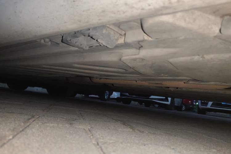 Used Mercedes-Benz C-Class 2015 C 180 L Chassis Front Right