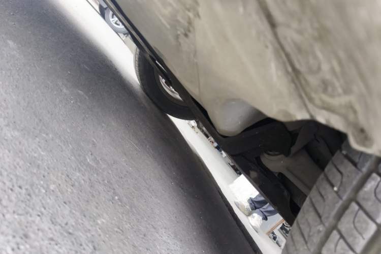 Used Mercedes-Benz C-Class 2015 C 200 L Sport Edition Chassis Front Right