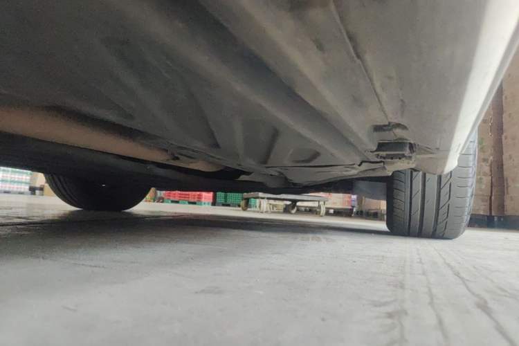 Used Mercedes-Benz C-Class 2015 C 200 L Sport Edition Chassis Front Right