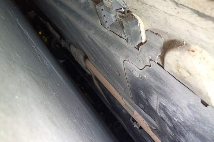 Used Mercedes-Benz C-Class 2015 Revised C 200 L Sport Edition Chassis Front Right