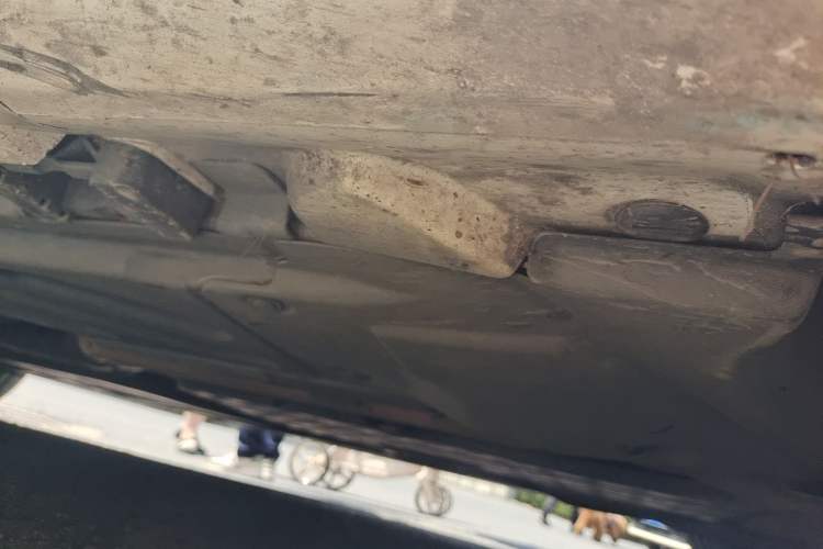 Used Mercedes-Benz C-Class 2015 C 200 Sport Edition Chassis Front Right