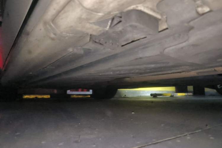 Used Mercedes-Benz C-Class 2015 C 200 L Sport Edition Chassis Front Right