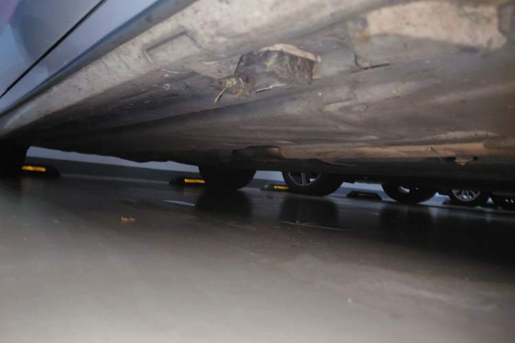 Used Mercedes-Benz C-Class 2015 Revised C 200 L Sport Edition Chassis Front Right
