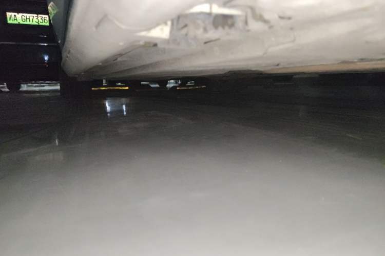 Used Mercedes-Benz C-Class 2015 Revised C 200 L Sport Edition Chassis Front Right