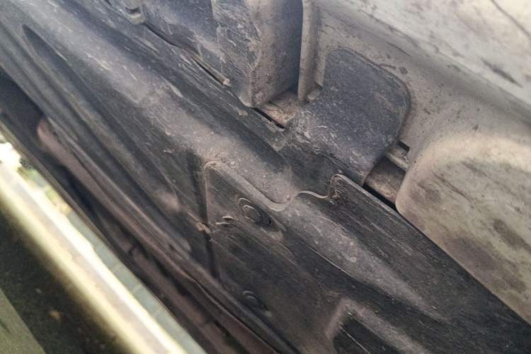 Used Mercedes-Benz C-Class 2015 Facelift C 180 L Chassis Front Right