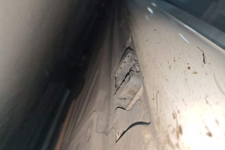 Used Mercedes-Benz C-Class 2015 Facelift C 200 L Chassis Front Right
