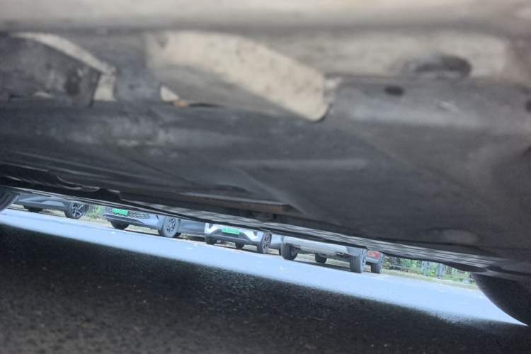 Used Mercedes-Benz C-Class 2015 Revised C 200 L Sport Edition Chassis Front Right