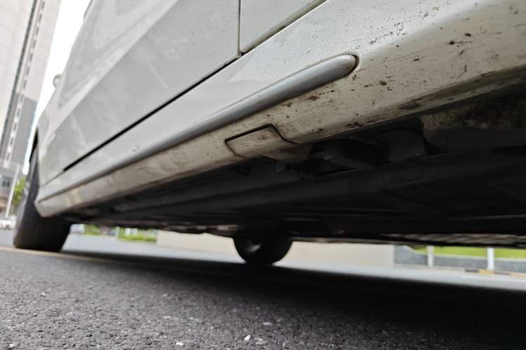 Used Mercedes-Benz C-Class 2015 C 260 L Sport Edition Chassis Front Right