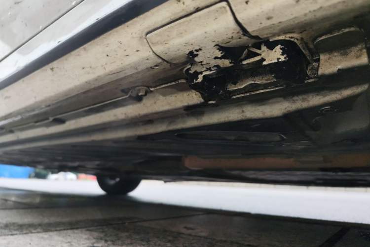 Used Mercedes-Benz C-Class 2015 Revised C 200 L Sport Edition Chassis Front Right