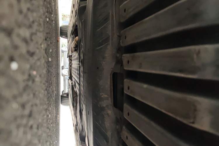 Used Mercedes-Benz C-Class 2015 Facelift C 180 L Chassis Front