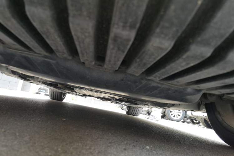 Used Mercedes-Benz C-Class 2015 C 260 L Chassis Front