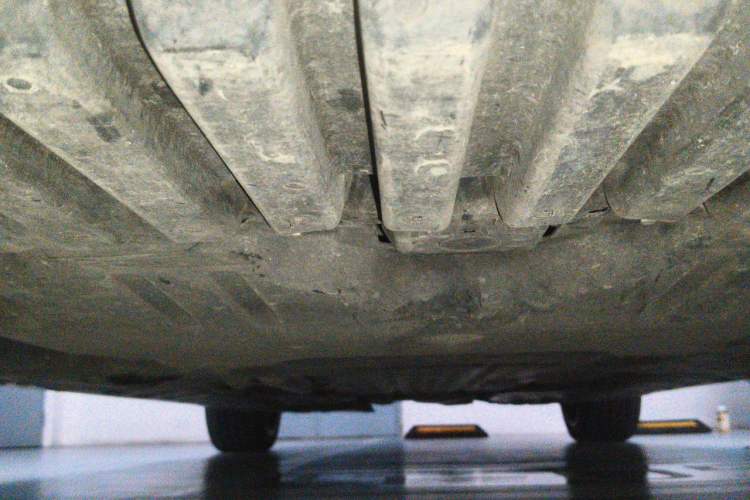 Used Mercedes-Benz C-Class 2015 C 200 station wagon Chassis Front
