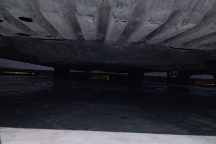 Used Mercedes-Benz C-Class 2015 C 200 Sport Edition Chassis Front