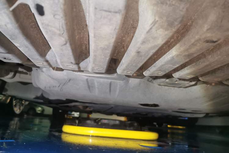 Used Mercedes-Benz C-Class 2015 C 180 L Chassis Front