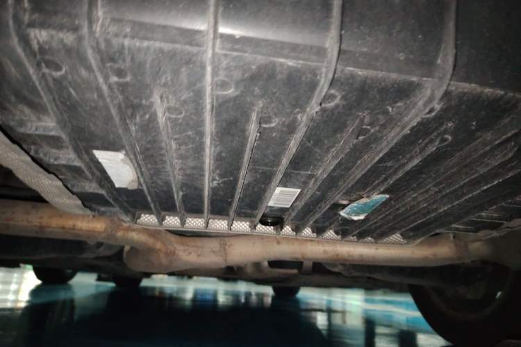 Used Mercedes-Benz C-Class 2015 Facelift C 200 L Chassis Rear