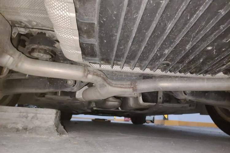 Used Mercedes-Benz C-Class 2015 Facelift C 180 L Chassis Rear