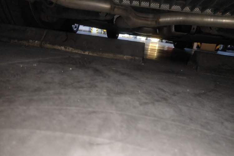 Used Mercedes-Benz C-Class 2015 Facelift C 180 L Chassis Rear