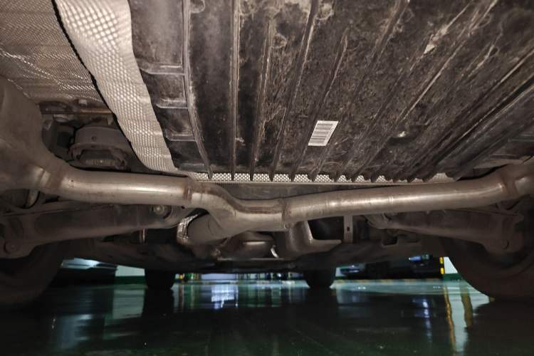 Used Mercedes-Benz C-Class 2015 C 200 station wagon Chassis Rear