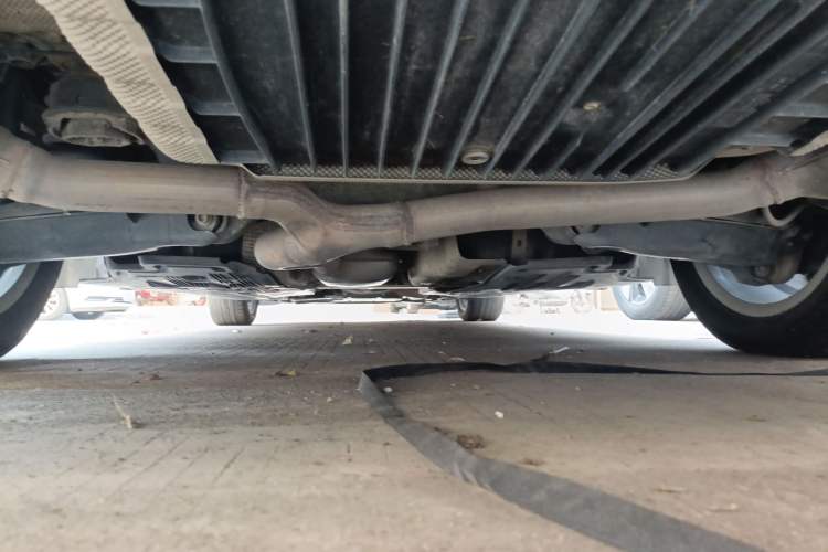 Used Mercedes-Benz C-Class 2015 Revised C 200 L Sport Edition Chassis Rear