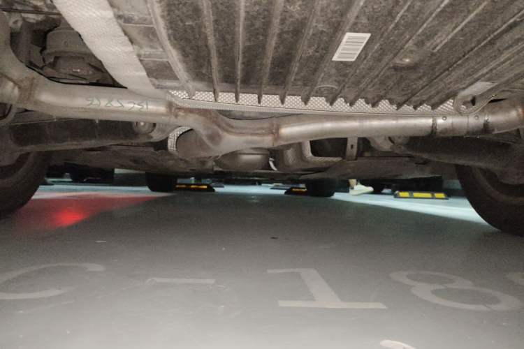 Used Mercedes-Benz C-Class 2015 Facelift C 180 L Chassis Rear