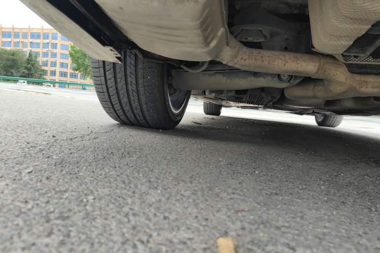 Used Mercedes-Benz C-Class 2015 C 300 Sport Edition Chassis Rear Left