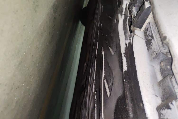 Used Mercedes-Benz C-Class 2015 C 200 L Chassis Rear Left