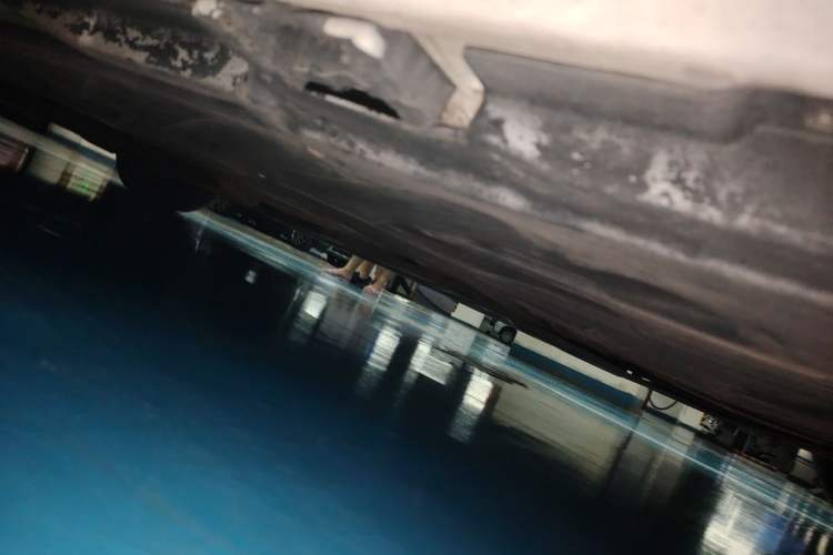 Used Mercedes-Benz C-Class 2015 Facelift C 200 L Chassis Rear Left