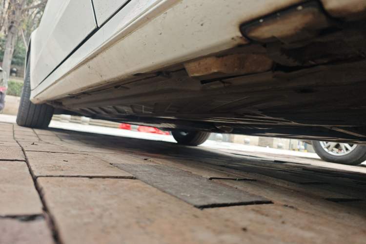 Used Mercedes-Benz C-Class 2015 C 200 Sport Edition Chassis Rear Left