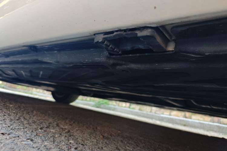 Used Mercedes-Benz C-Class 2015 C 200 L Chassis Rear Left