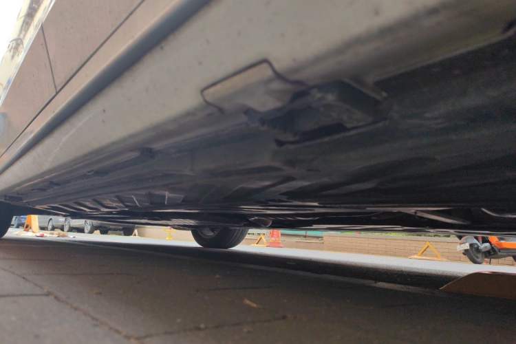 Used Mercedes-Benz C-Class 2015 Restyled C 180 L Sport Edition Chassis Rear Left