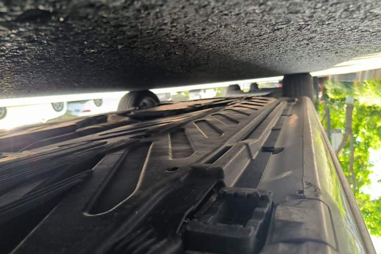 Used Mercedes-Benz C-Class 2015 C 180 L Sport Edition Chassis Rear Left