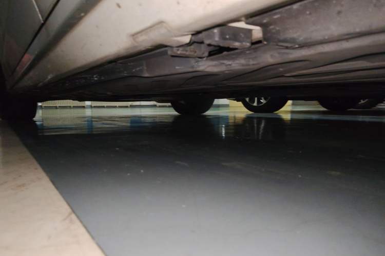 Used Mercedes-Benz C-Class 2015 Revised C 200 L Sport Edition Chassis Rear Left