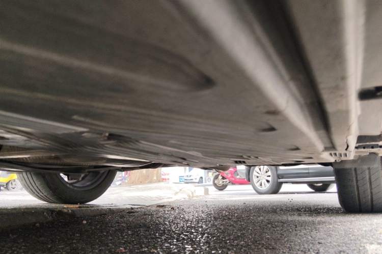 Used Mercedes-Benz C-Class 2015 Revised C 200 L Sport Edition Chassis Rear Left