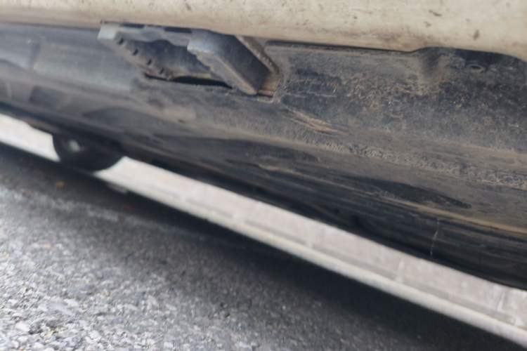 Used Mercedes-Benz C-Class 2015 C 200 L Chassis Rear Left