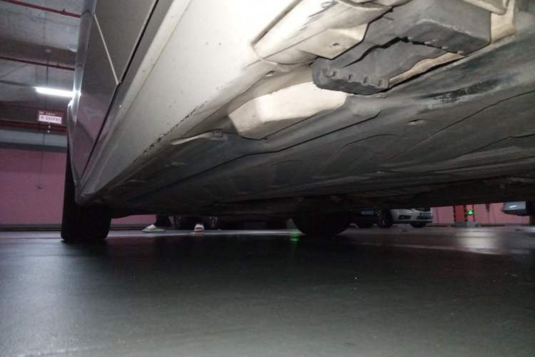Used Mercedes-Benz C-Class 2015 C 300 Sport Edition Chassis Rear Left