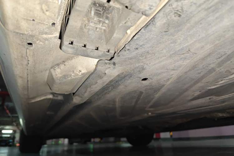 Used Mercedes-Benz C-Class 2015 C 200 Sport Edition Chassis Rear Left