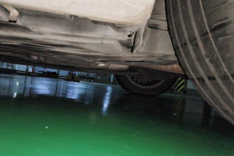 Used Mercedes-Benz C-Class 2015 C 200 L Chassis Rear Left