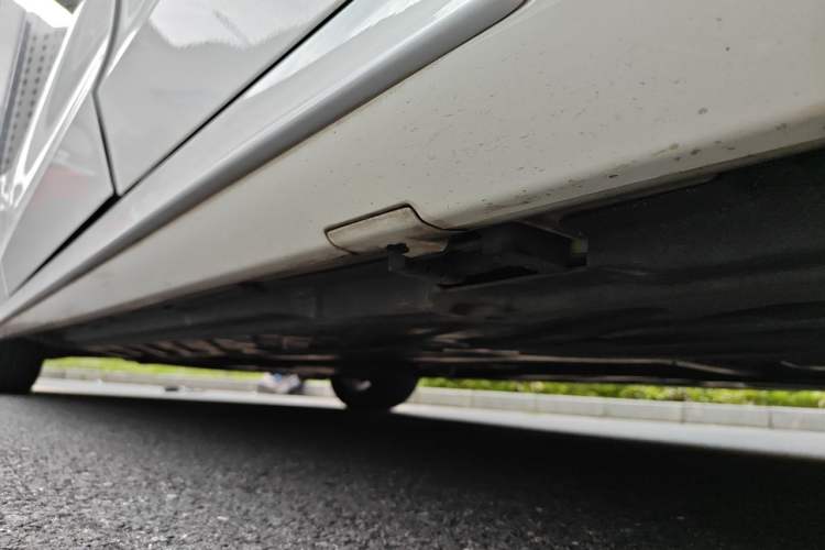 Used Mercedes-Benz C-Class 2015 C 260 L Sport Edition Chassis Rear Left