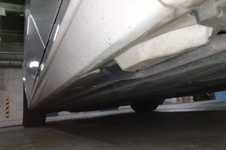 Used Mercedes-Benz C-Class 2015 C 200 Sport Edition 4MATIC Chassis Rear Left