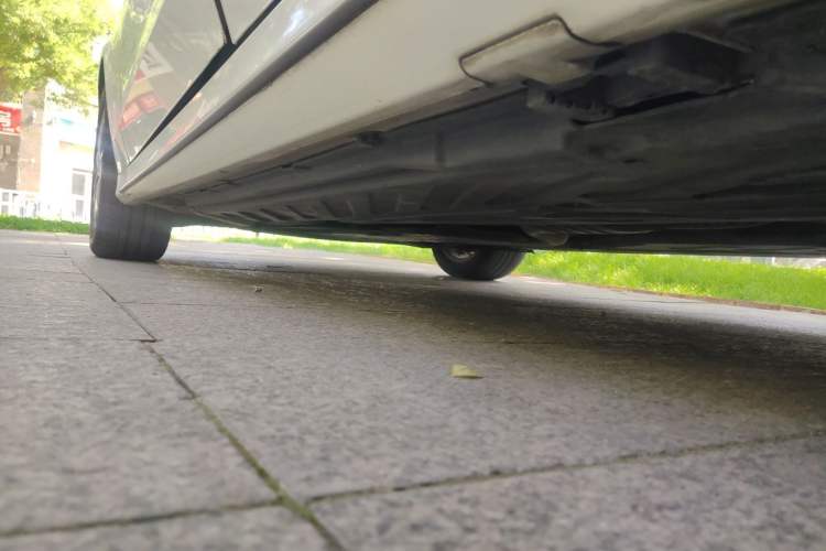 Used Mercedes-Benz C-Class 2015 C 200 L Sport Edition Chassis Rear Left