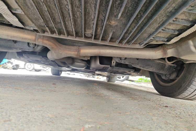Used Mercedes-Benz C-Class 2015 Facelift C 200 L Chassis Rear