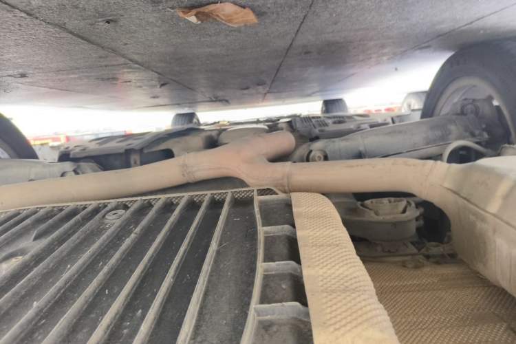 Used Mercedes-Benz C-Class 2015 C 200 L Chassis Rear