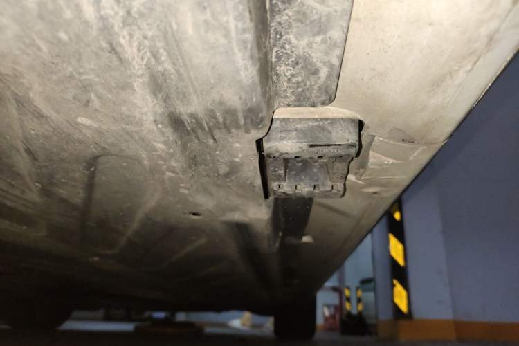 Used Mercedes-Benz C-Class 2015 Facelift C 180 L Chassis Rear Right