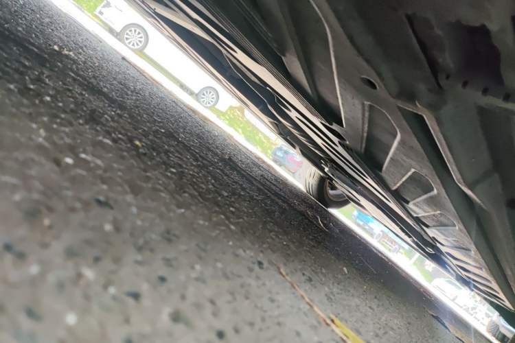 Used Mercedes-Benz C-Class 2015 Facelift C 180 L Chassis Rear Right