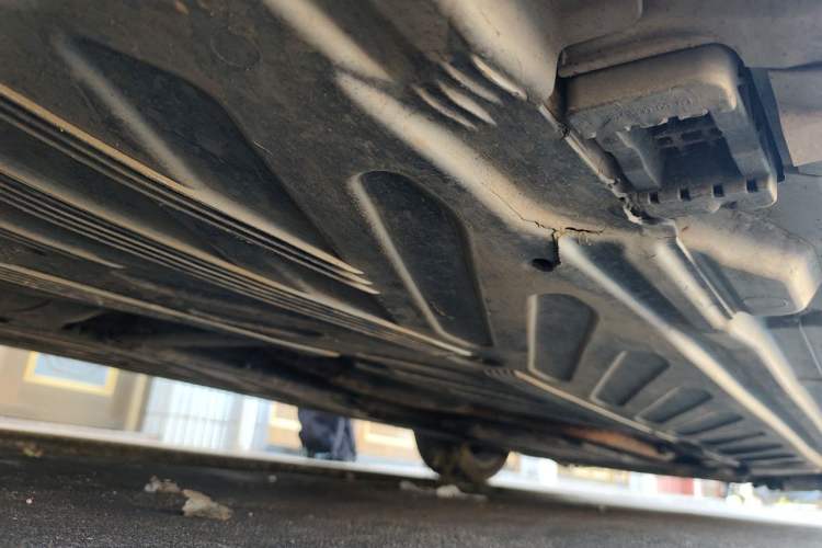 Used Mercedes-Benz C-Class 2015 C 200 Sport Edition 4MATIC Chassis Rear Right