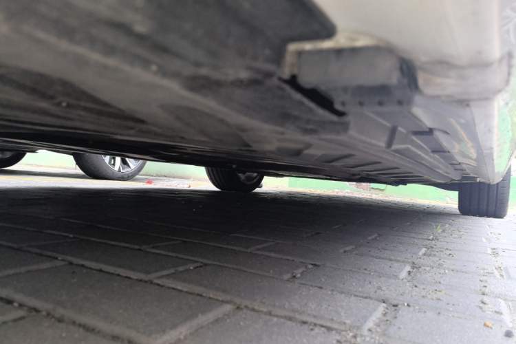 Used Mercedes-Benz C-Class 2015 C 260 L Sport Edition Chassis Rear Right